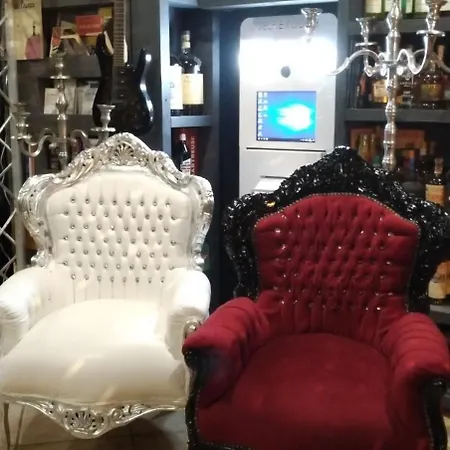 Bed & Breakfast Hostelry Music Repetition Écully