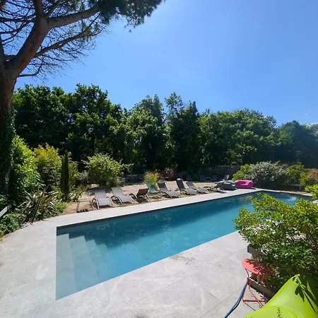 Bed & Breakfast Hostelry Restaurant Prive Écully