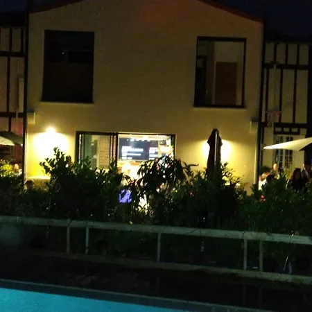 Hostelry Restaurant Prive