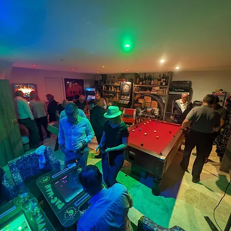 Hostelry Restaurant Prive