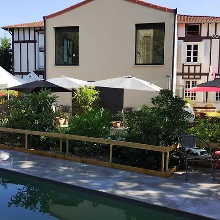 לינה וארוחת בוקר Hostelry Restaurant Prive Écully